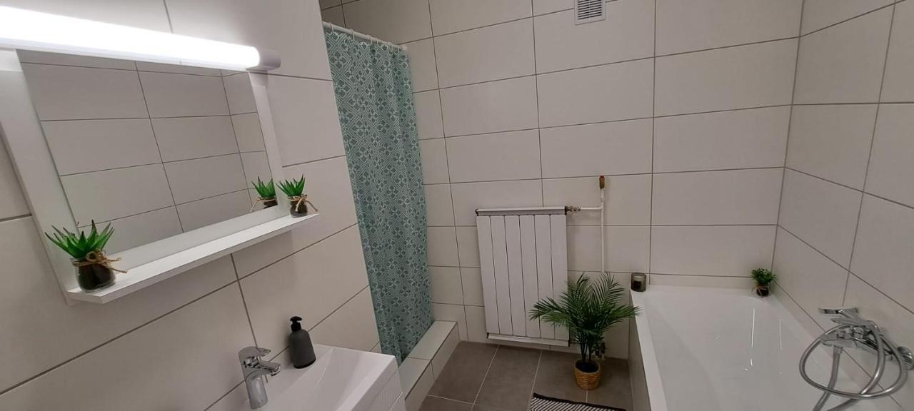 Babi Apartmanhaz Gyenesdiás Exterior foto