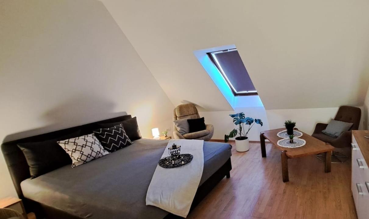 Babi Apartmanhaz Gyenesdiás Exterior foto