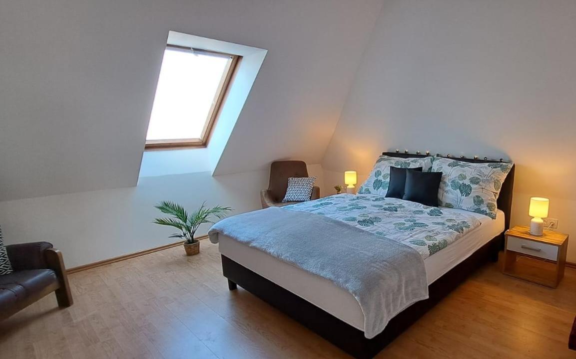 Babi Apartmanhaz Gyenesdiás Exterior foto